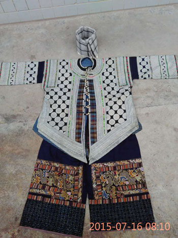 Yi Men's Costume from Malipo, Yunnan
